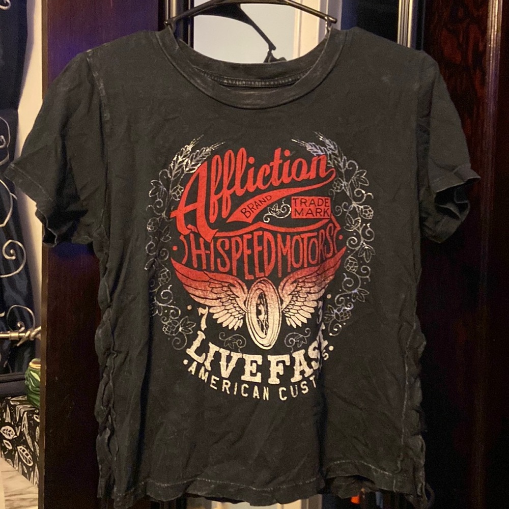 Juniors graphic tee